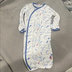 Magnetic Me gown NB-3mo.
